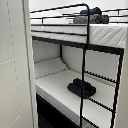 Local Adaptado Madrid Extérieur photo